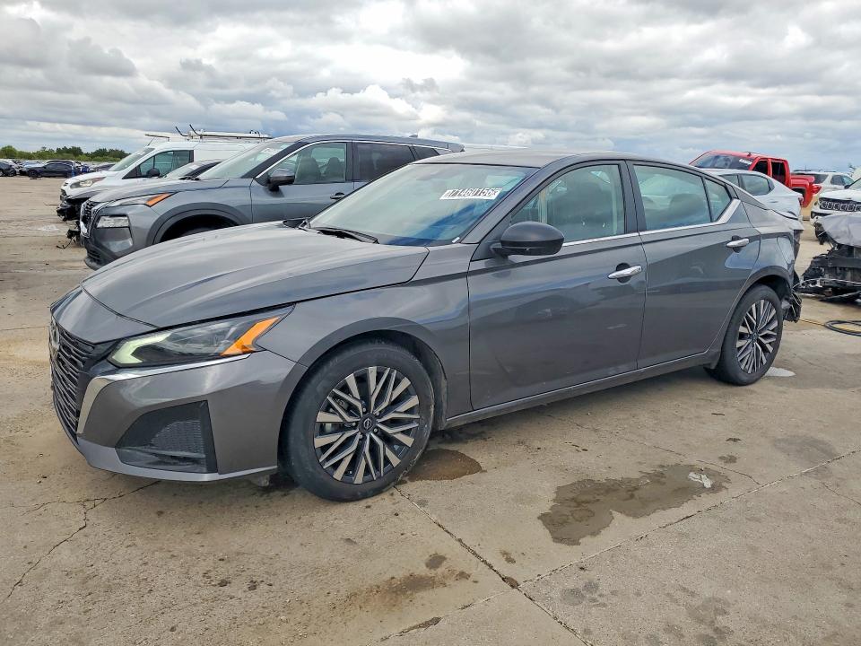 Продажа на аукционе авто 2025 Nissan Altima, vin: 1N4BL4DV1SN403817, номер лота: 71460156