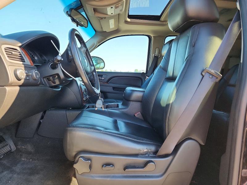 2012 Chevrolet Suburban მანქანა იყიდება აუქციონზე, vin: 1GNSKJE73CR132708, აუქციონის ნომერი: 71020516