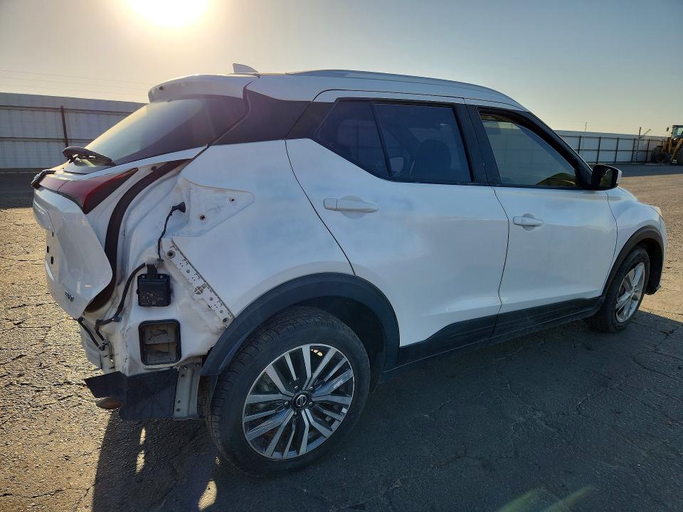 Продажа на аукционе авто 2021 Nissan Kicks, vin: 3N1CP5CV5ML470095, номер лота: 71433976
