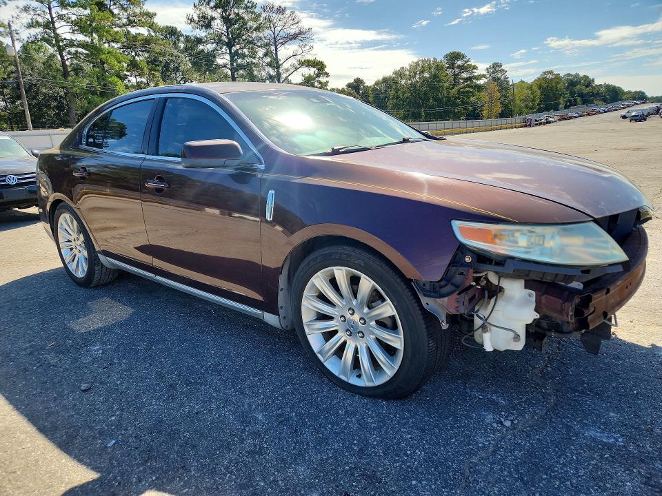 73369226 :رقم المزاد ، 1LNHL9DR9AG611463 vin ، 2010 Lincoln Mks مزاد بيع