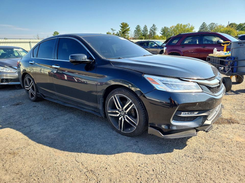 72944636 :رقم المزاد ، 1HGCR3F97DA011699 vin ، 2013 Honda Accord مزاد بيع