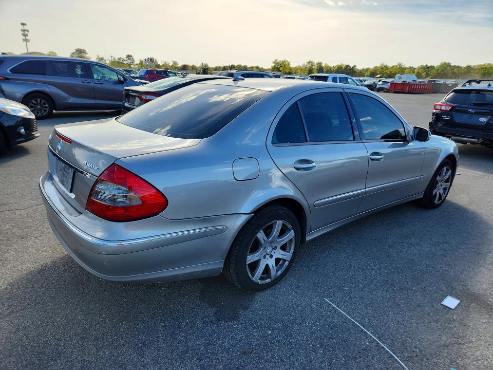 2008 Mercedes-benz E მანქანა იყიდება აუქციონზე, vin: WDBUF87X28B262389, აუქციონის ნომერი: 72364056
