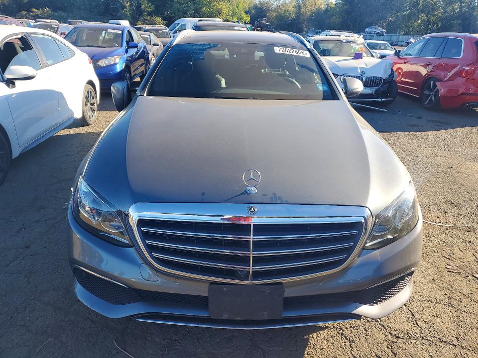Продажа на аукционе авто 2019 Mercedes-benz E, vin: WDDZH6JBXKA618741, номер лота: 70822666