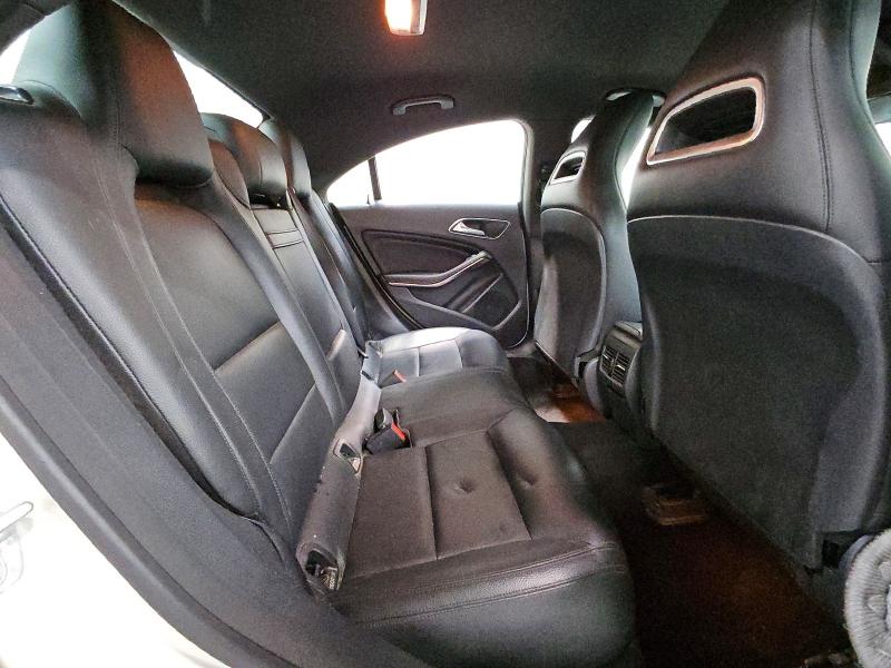 2015 Mercedes-benz Cla მანქანა იყიდება აუქციონზე, vin: WDDSJ4GB9FN202874, აუქციონის ნომერი: 67852156