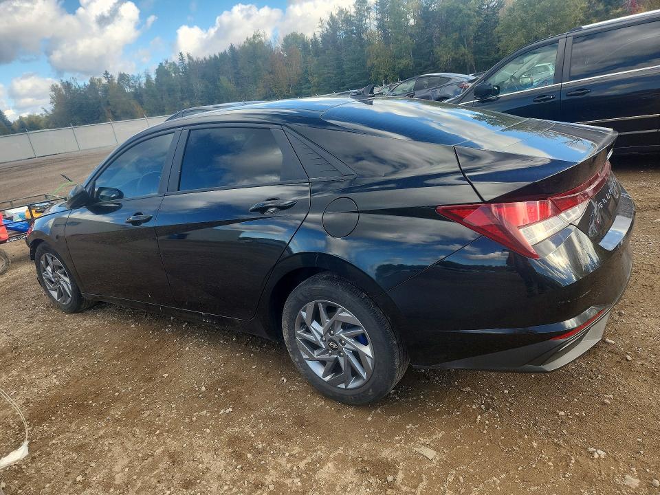 70105146 :رقم المزاد ، KMHLM4AG4NU278674 vin ، 2022 Hyundai Elantra مزاد بيع