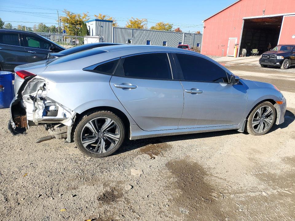 Продаж на аукціоні авто 2017 Honda Civic, vin: 2HGFC2F86HH040215, номер лоту: 69589376