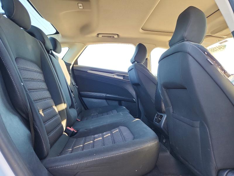 69415666 :رقم المزاد ، 3FA6P0HD1LR135897 vin ، 2020 Ford Fusion مزاد بيع