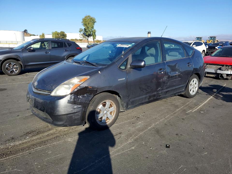2007 Toyota Prius მანქანა იყიდება აუქციონზე, vin: JTDKB20U173261888, აუქციონის ნომერი: 72512726