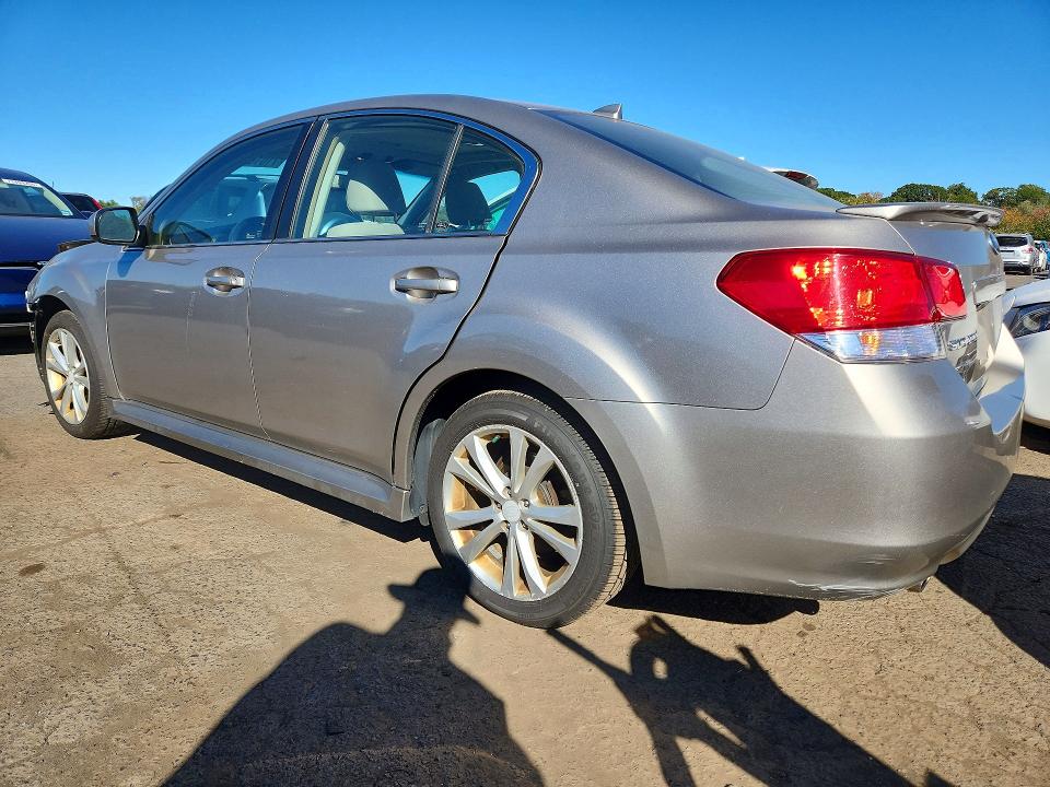 71010996 :رقم المزاد ، 4S3BMBF64E3020083 vin ، 2014 Subaru Legacy مزاد بيع