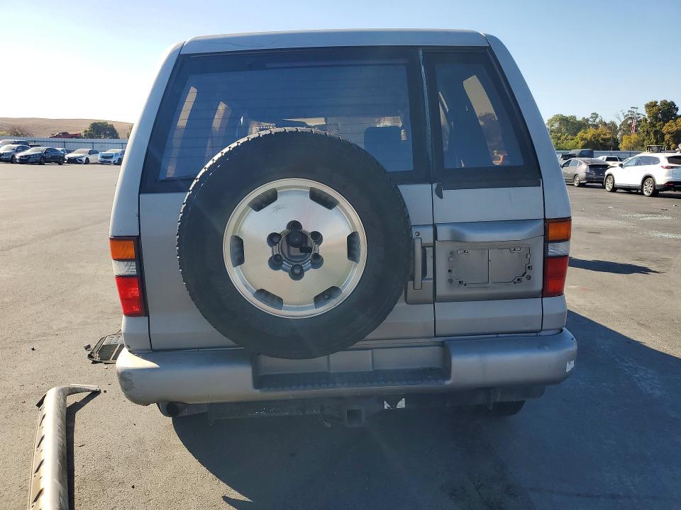Продажа на аукционе авто 1993 Isuzu Trooper, vin: JACDH58W1P7917786, номер лота: 71587916