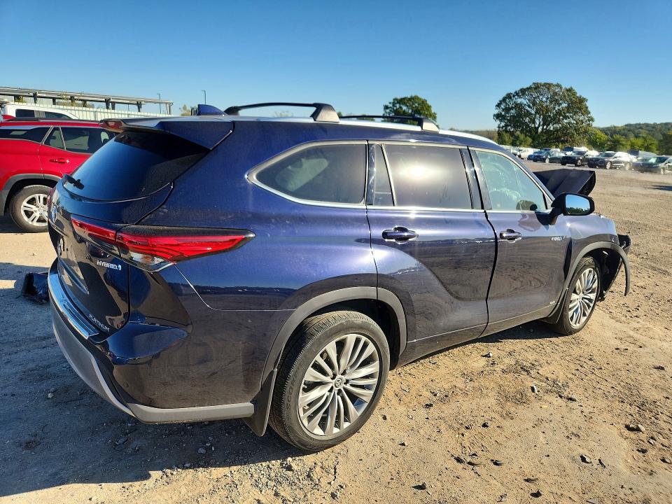 Продажа на аукционе авто 2020 Toyota Highlander, vin: 5TDEBRCH0LS007554, номер лота: 71930416