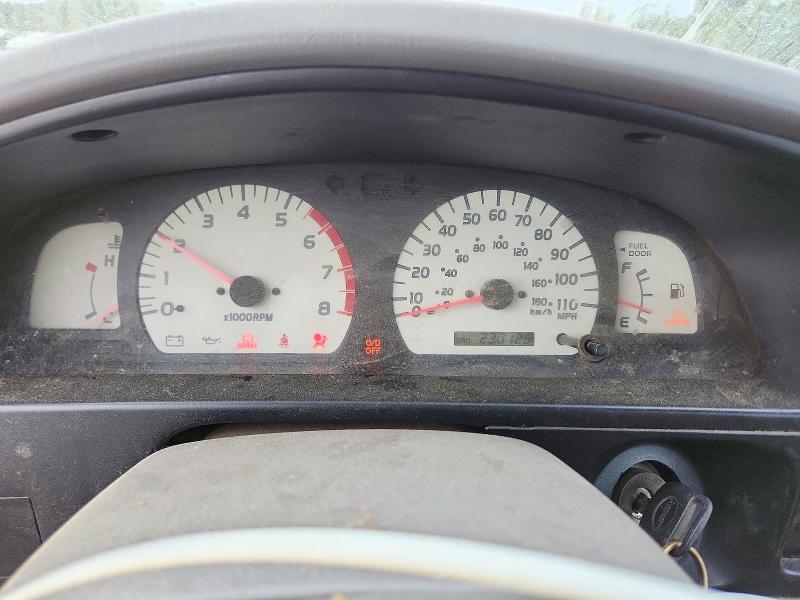 2001 Toyota Tacoma მანქანა იყიდება აუქციონზე, vin: 5TEVL52N91Z784280, აუქციონის ნომერი: 72307096