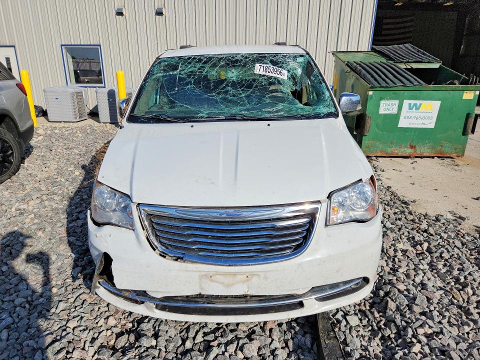 71853956 :رقم المزاد ، 2C4RC1CGXFR610595 vin ، 2015 Chrysler Town & Country مزاد بيع