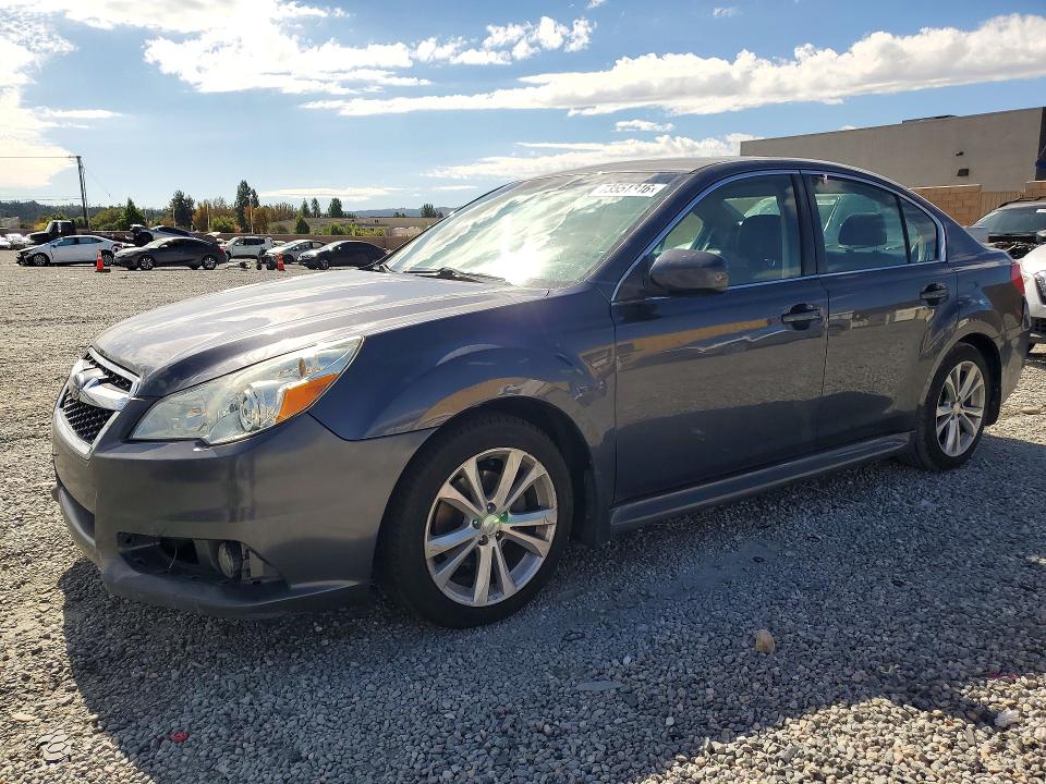 2013 Subaru Legacy მანქანა იყიდება აუქციონზე, vin: 4S3BMBP6XD3015547, აუქციონის ნომერი: 73551346