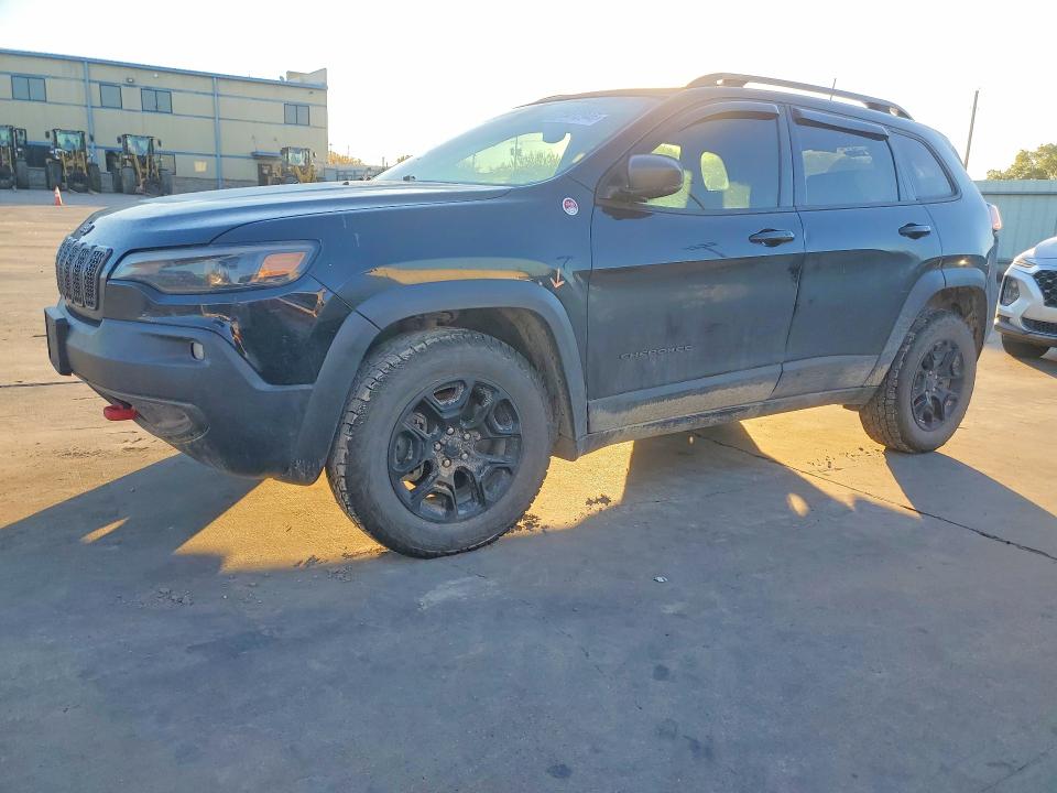 71412946 :رقم المزاد ، 1C4PJMBX4KD136026 vin ، 2019 Jeep Cherokee مزاد بيع