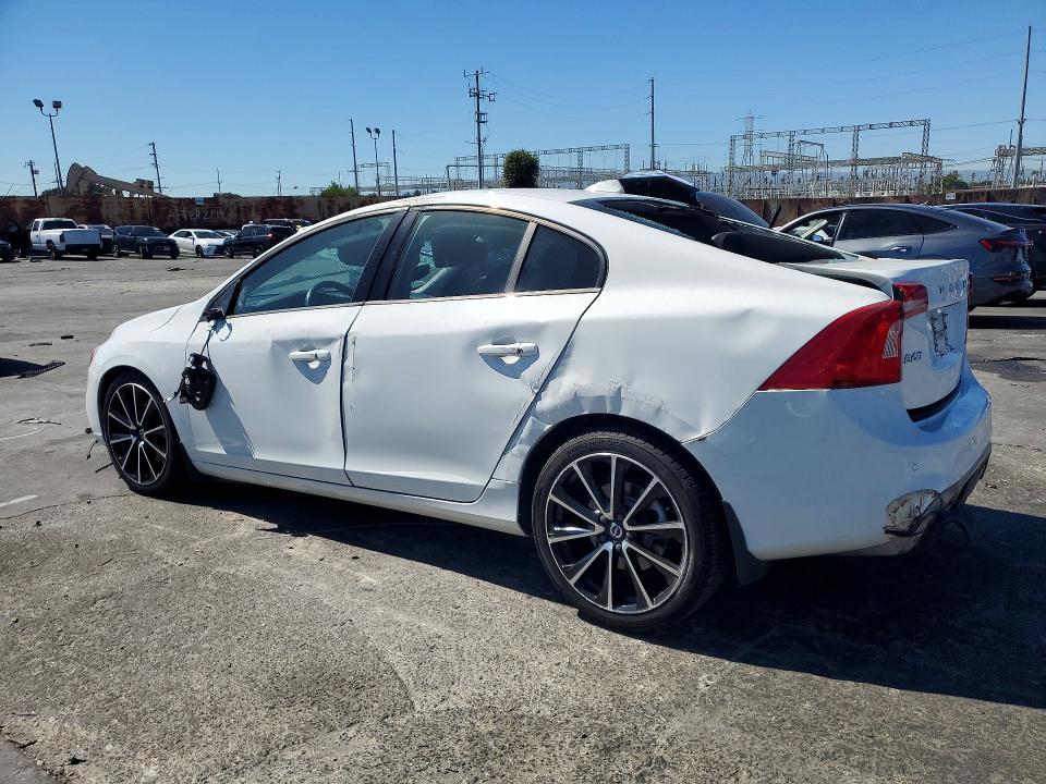 Продаж на аукціоні авто 2017 Volvo S60, vin: YV126MFL9H2439255, номер лоту: 70929876