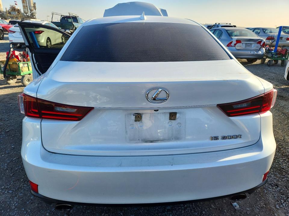 2016 Lexus Is მანქანა იყიდება აუქციონზე, vin: JTHBA1D2XG5017276, აუქციონის ნომერი: 73119756