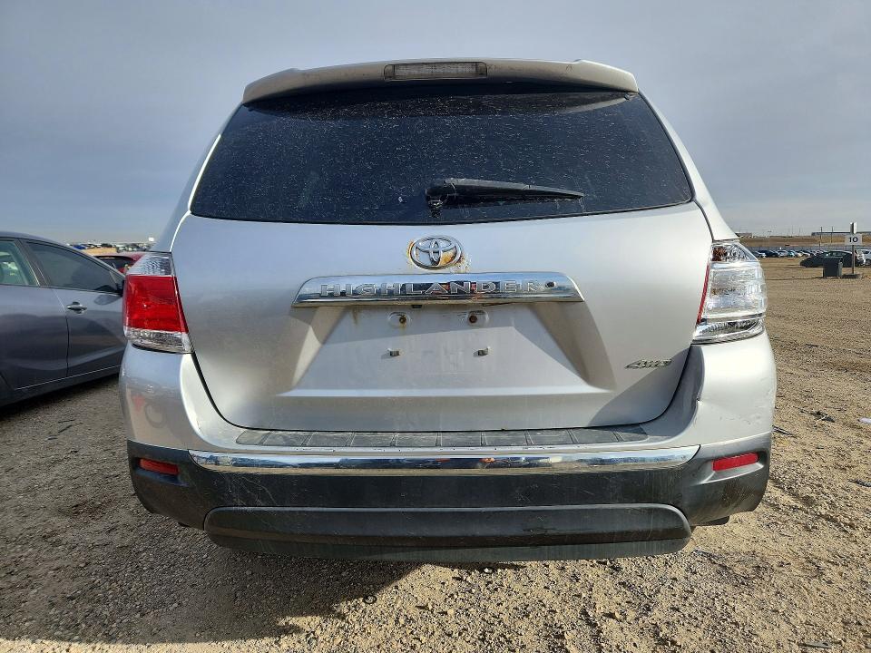 Продажа на аукционе авто 2011 Toyota Highlander, vin: 5TDBK3EH0BS061674, номер лота: 72685516