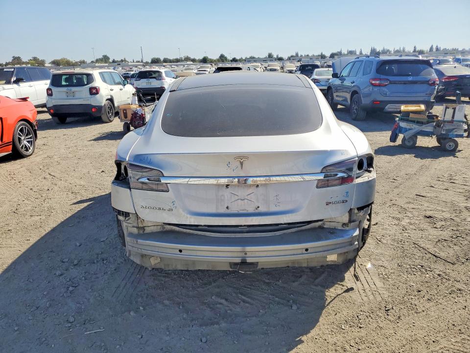 Продажа на аукционе авто 2016 Tesla Model S, vin: 5YJSA1E28GF151718, номер лота: 71045396