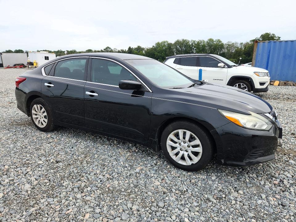 Продаж на аукціоні авто 2018 Nissan Altima, vin: 1N4AL3AP1JC217510, номер лоту: 71687716