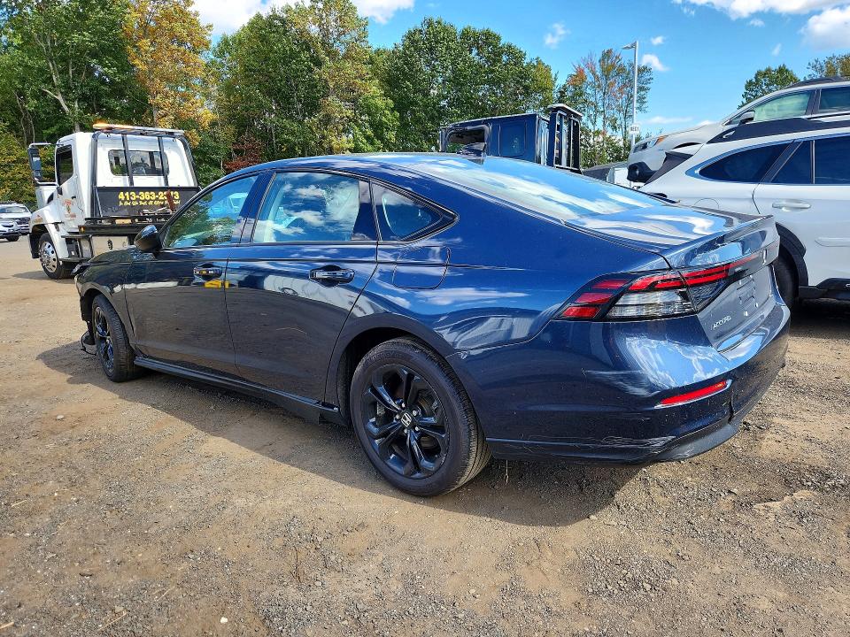Продажа на аукционе авто 2025 Honda Accord, vin: 1HGCY1F45SA017851, номер лота: 72376976