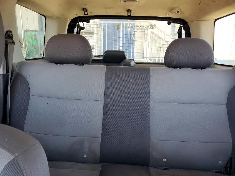 2004 Ford Escape მანქანა იყიდება აუქციონზე, vin: 1FMYU02B94KA28360, აუქციონის ნომერი: 71872216
