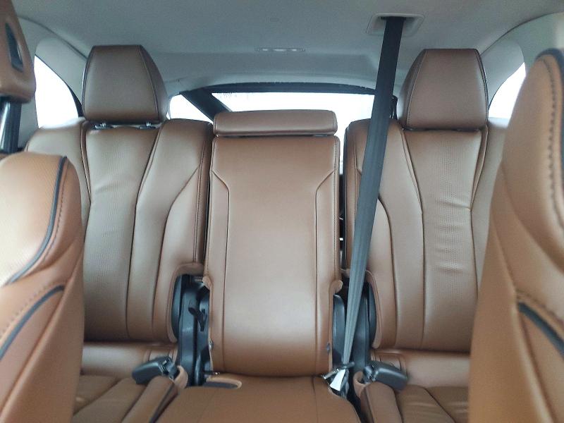 71736336 :رقم المزاد ، 5J8YE1H8XPL020450 vin ، 2023 Acura Mdx مزاد بيع