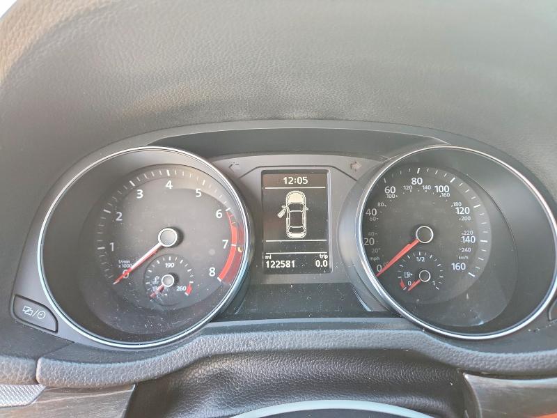70376496 :رقم المزاد ، 1VWBA7A34JC020482 vin ، 2018 Volkswagen Passat مزاد بيع