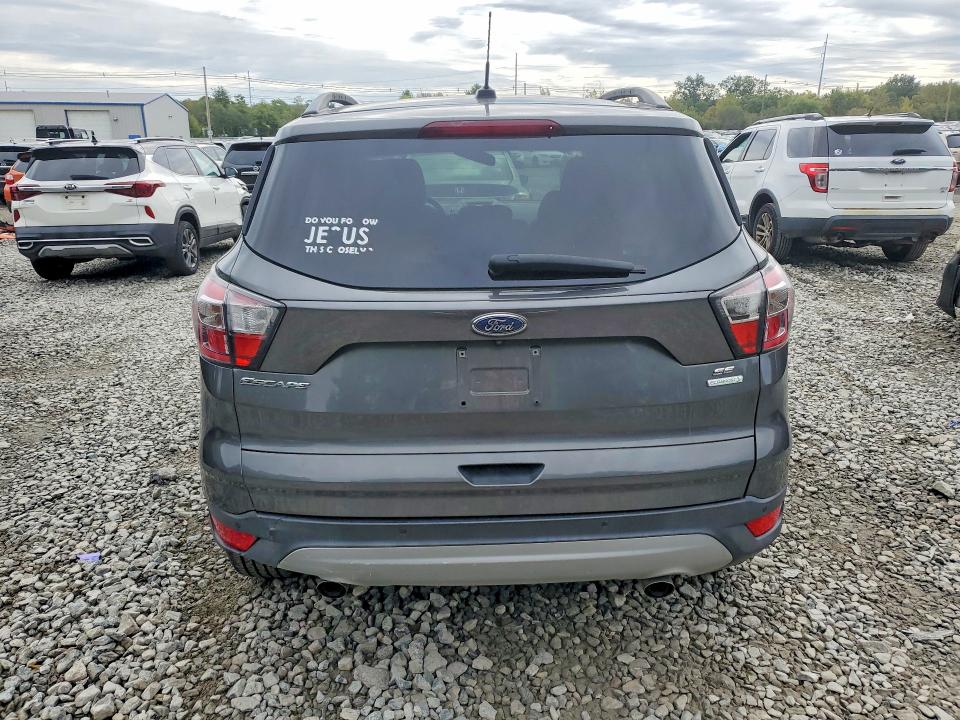 Продажа на аукционе авто 2017 Ford Escape, vin: 1FMCU0GD9HUA52365, номер лота: 71042126