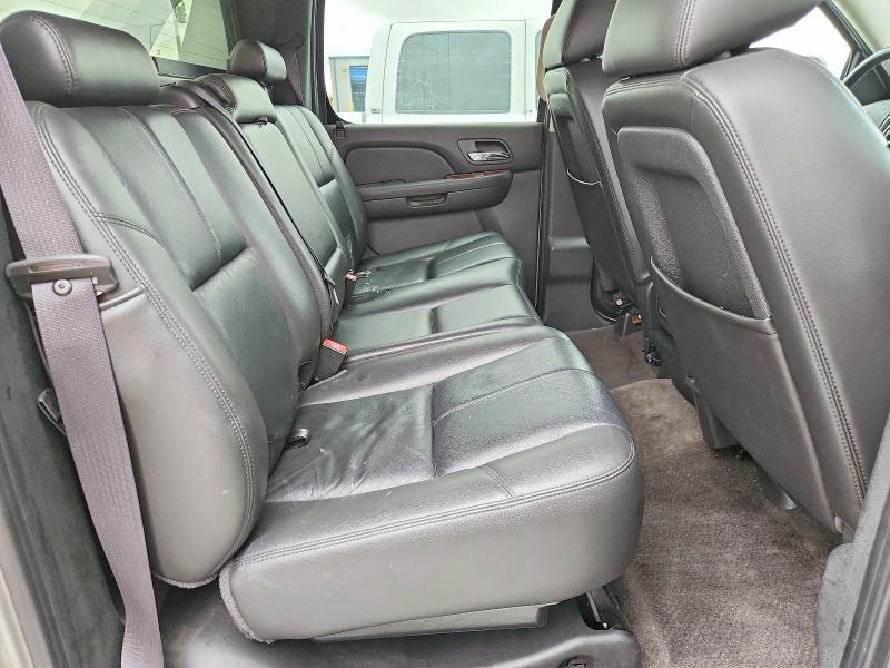 2011 Chevrolet Avalanche მანქანა იყიდება აუქციონზე, vin: 3GNMCFE02BG262418, აუქციონის ნომერი: 71430996