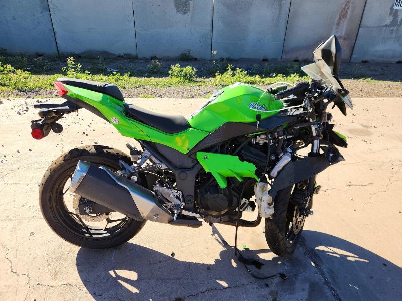 Aukcja sprzedaży 2015 Kawasaki Ex300, vin: JKAEX8B17FA015033, numer aukcji: 65592416