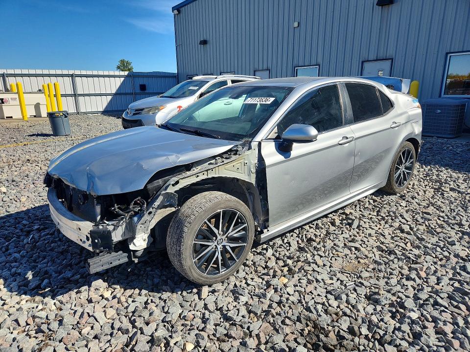 71173636 :رقم المزاد ، 4T1G11AK4MU602279 vin ، 2021 Toyota Camry مزاد بيع