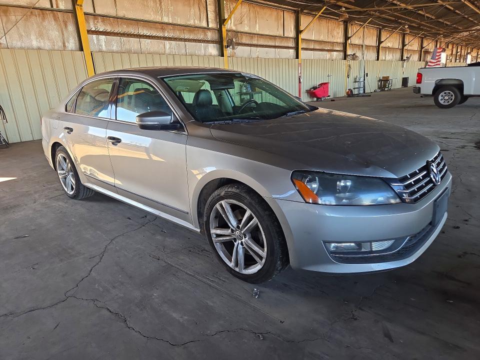 Продаж на аукціоні авто 2014 Volkswagen Passat, vin: 1VWCN7A39EC045974, номер лоту: 70561726