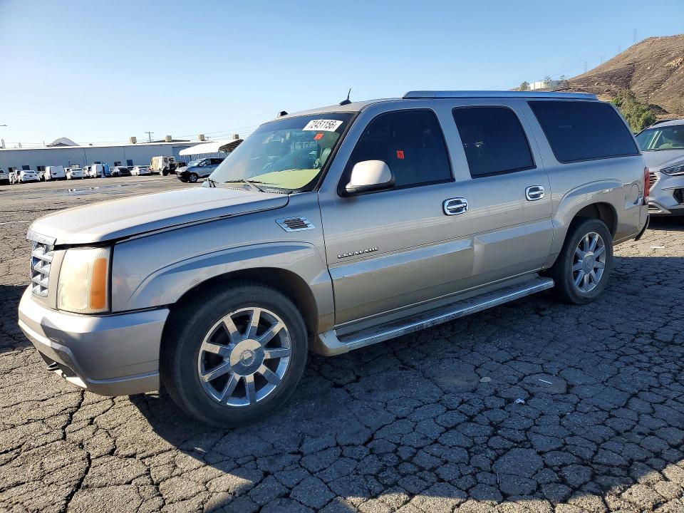 2005 Cadillac Escalade მანქანა იყიდება აუქციონზე, vin: 3GYFK66N15G219394, აუქციონის ნომერი: 72451156