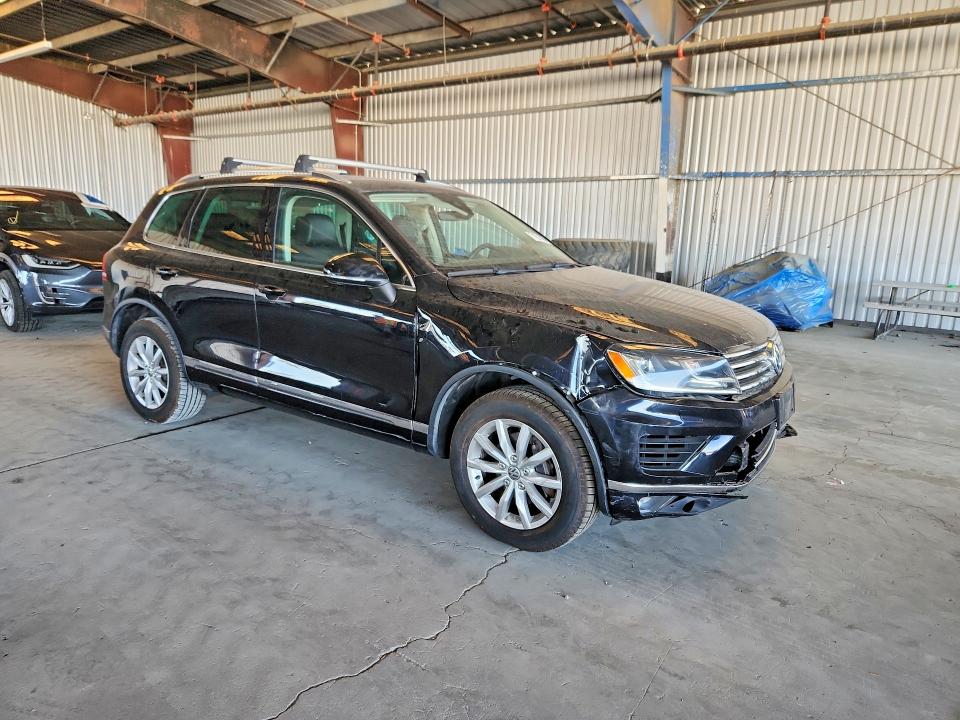 2017 Volkswagen Touareg მანქანა იყიდება აუქციონზე, vin: WVGEF7BP9HD003115, აუქციონის ნომერი: 71831456