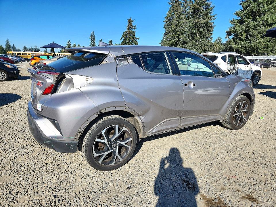 Продажа на аукционе авто 2018 Toyota C-hr, vin: NMTKHMBX2JR021349, номер лота: 69448946