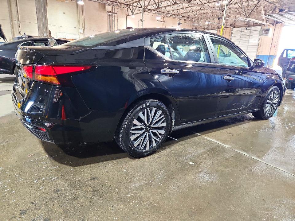 2025 Nissan Altima მანქანა იყიდება აუქციონზე, vin: 1N4BL4DV8SN401921, აუქციონის ნომერი: 72244076