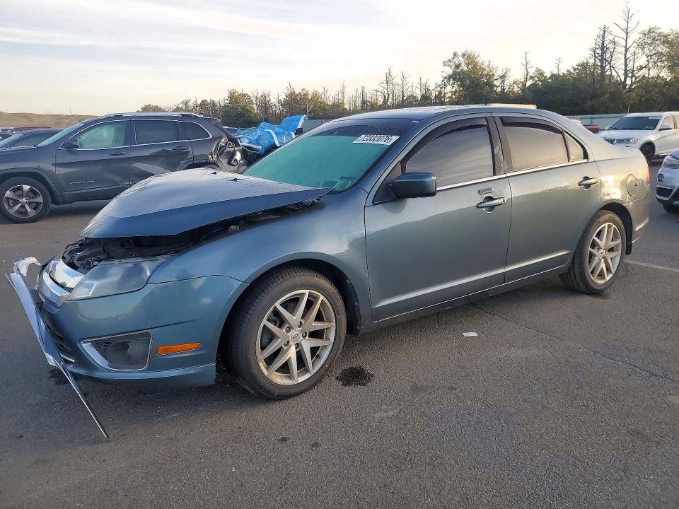 72332076 :رقم المزاد ، 3FAHP0JA3CR404779 vin ، 2012 Ford Fusion مزاد بيع