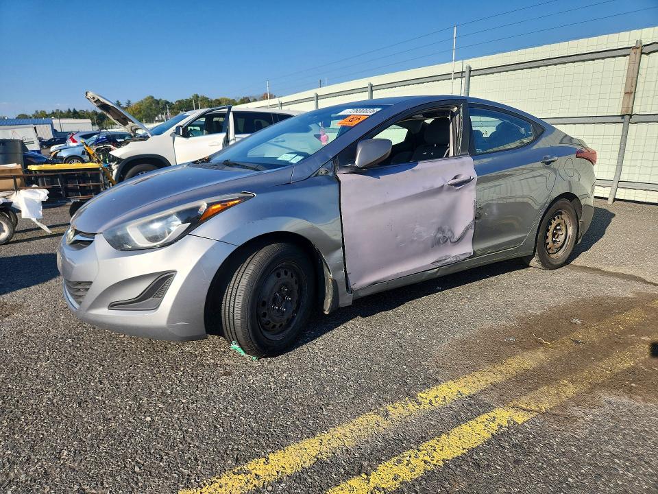 Продаж на аукціоні авто 2016 Hyundai Elantra, vin: KMHDH4AE1GU486165, номер лоту: 72800026