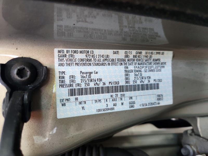 72923376 :رقم المزاد ، 1FADP3F22FL227288 vin ، 2015 Ford Focus مزاد بيع