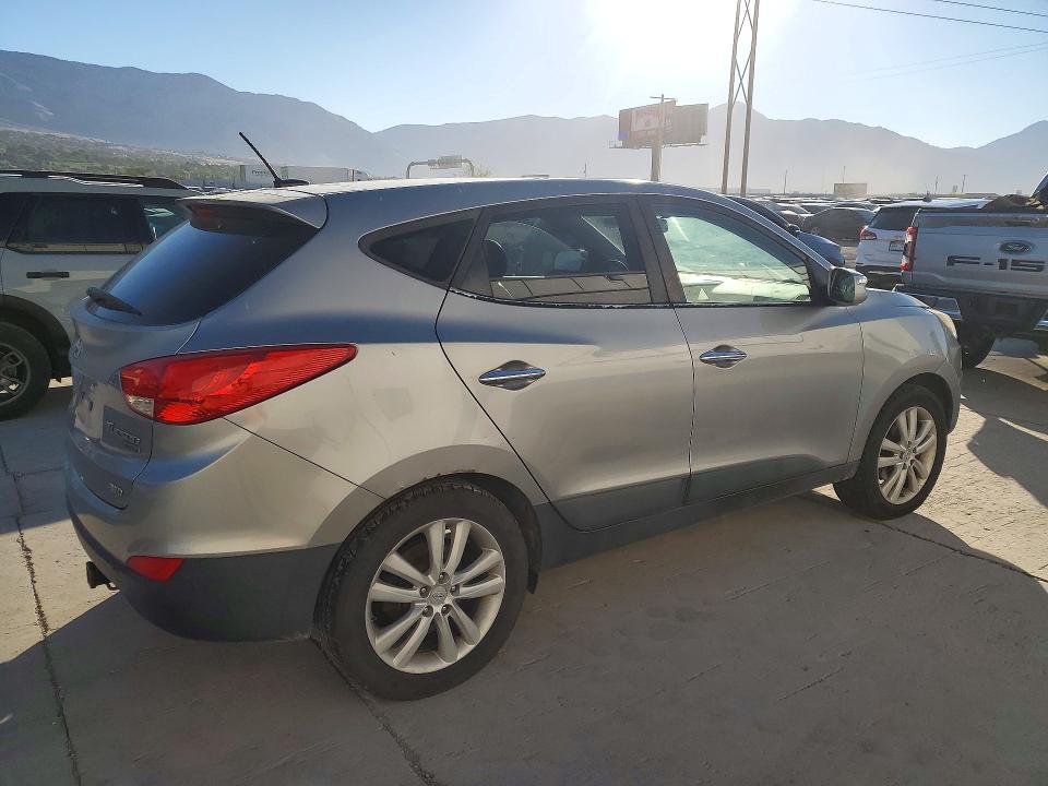 2010 Hyundai Tucson მანქანა იყიდება აუქციონზე, vin: KM8JUCAC1AU034084, აუქციონის ნომერი: 71890826