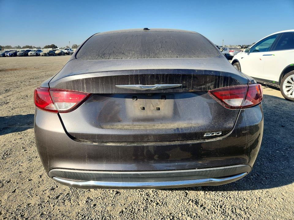 Продажа на аукционе авто 2015 Chrysler 200, vin: 1C3CCCAB6FN671324, номер лота: 72377636