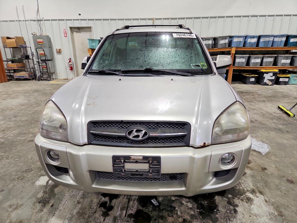 2006 Hyundai Tucson მანქანა იყიდება აუქციონზე, vin: KM8JN72D56U349165, აუქციონის ნომერი: 70246146