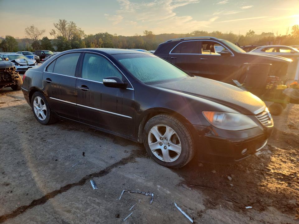 Продажа на аукционе авто 2006 Acura Rl, vin: JH4KB16596C003643, номер лота: 71032256