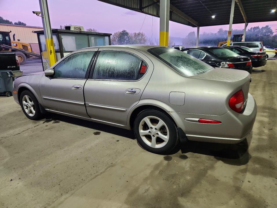 2001 Nissan Maxima მანქანა იყიდება აუქციონზე, vin: JN1CA31D81T620952, აუქციონის ნომერი: 71541416