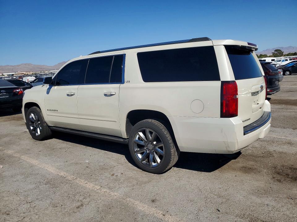 2015 Chevrolet Suburban მანქანა იყიდება აუქციონზე, vin: 1GNSCKKC7FR659613, აუქციონის ნომერი: 71783836