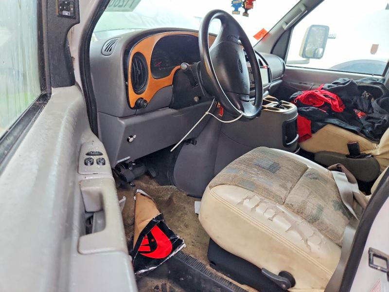 71288606 :رقم المزاد ، 1FDXE45S22HA17786 vin ، 2002 Ford E-450 مزاد بيع