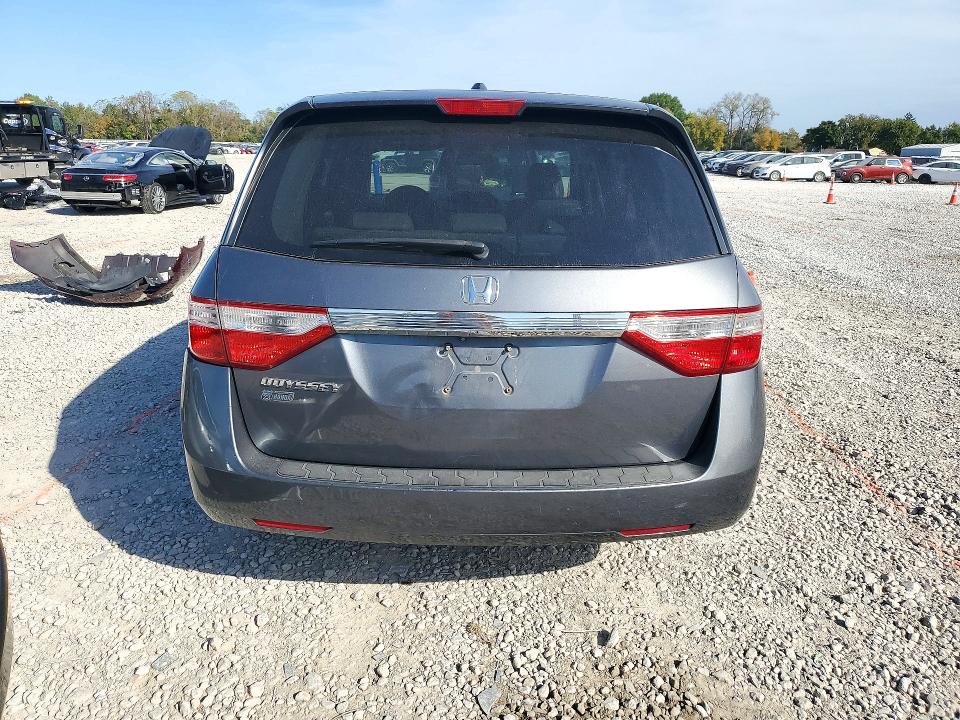 72332806 :رقم المزاد ، 5FNRL5H67CB138533 vin ، 2012 Honda Odyssey مزاد بيع