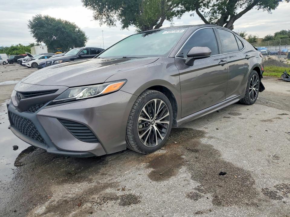 Auction sale of the 2019 Toyota Camry, vin: 4T1B11HK7KU806975, lot number: 71577876