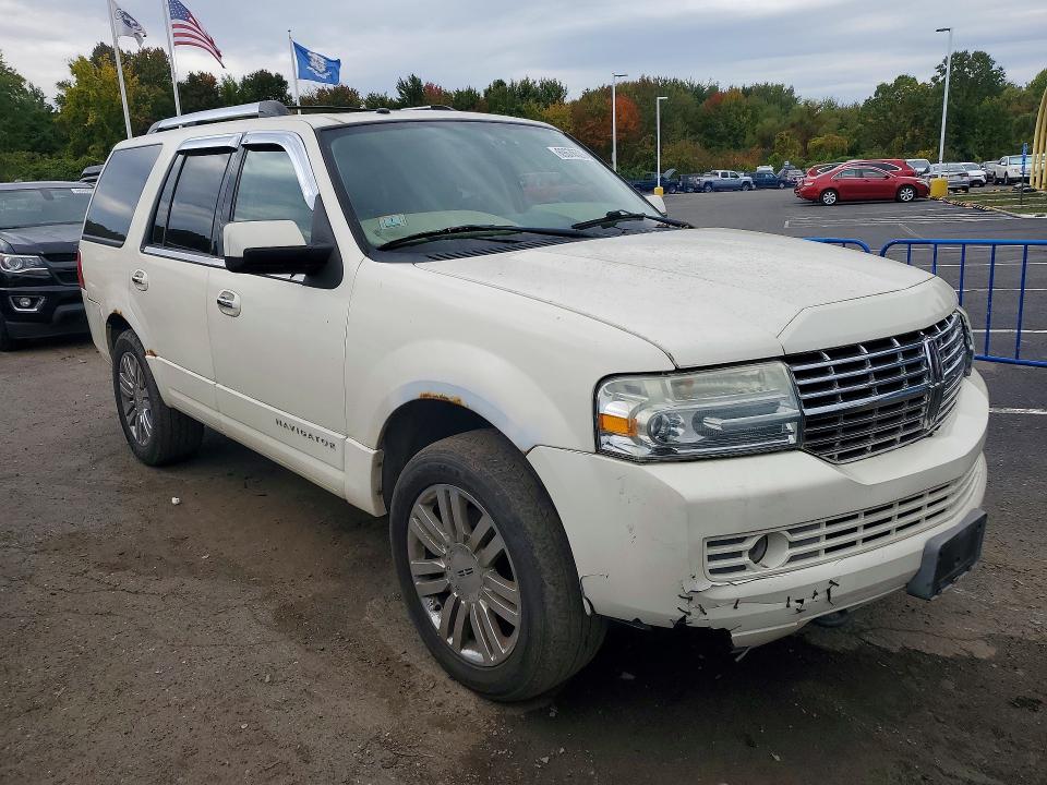 2008 Lincoln Navigator მანქანა იყიდება აუქციონზე, vin: 5LMFU285X8LJ01723, აუქციონის ნომერი: 69676526